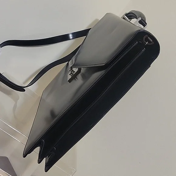 Salvatore Ferragamo Black Leather Briefcase - Picture 6 of 11